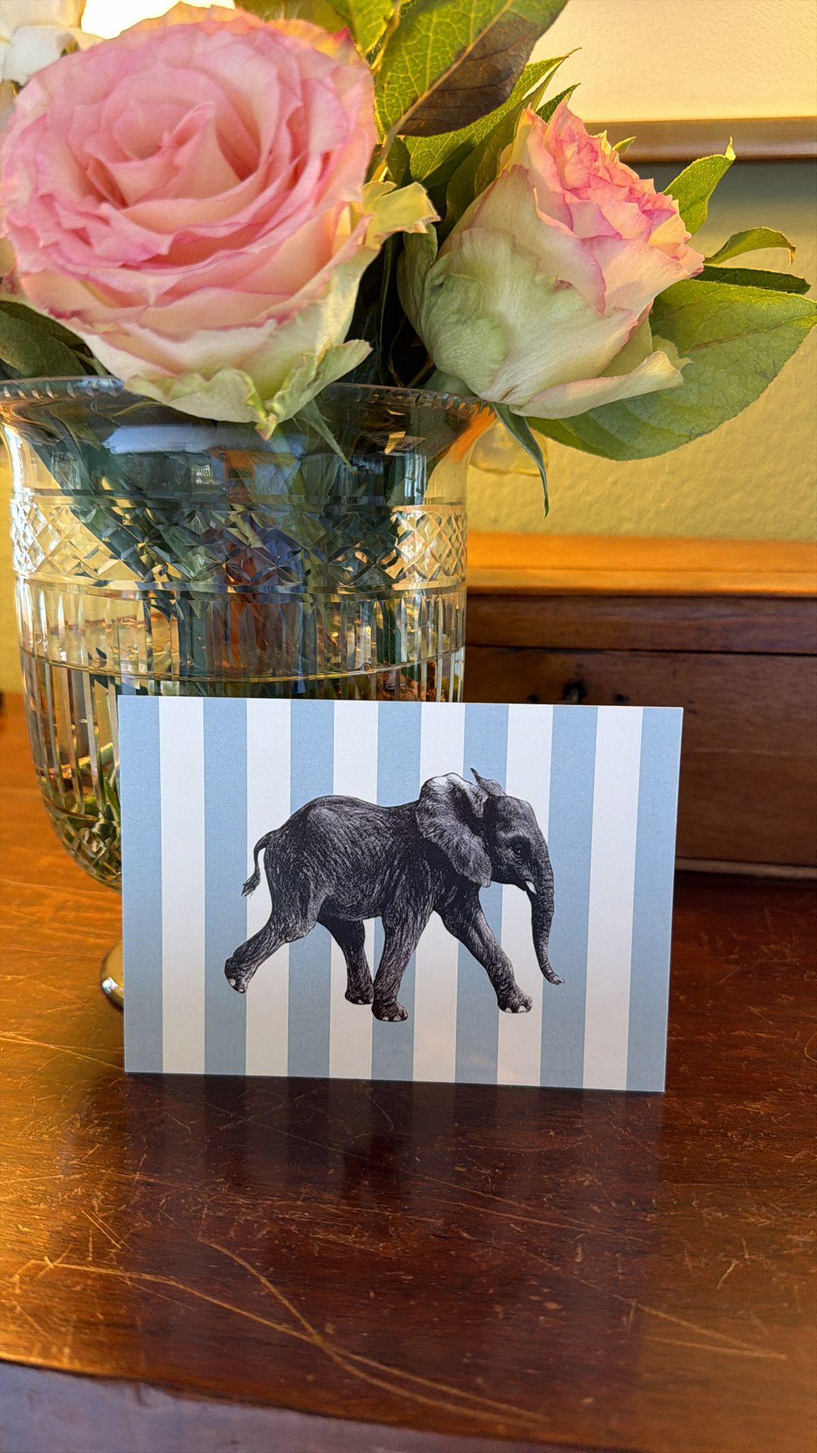 Briefkarte Elefant hellblau Streifen