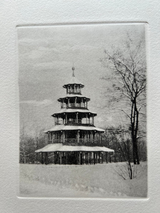 München, chinesischer Turm im Winter